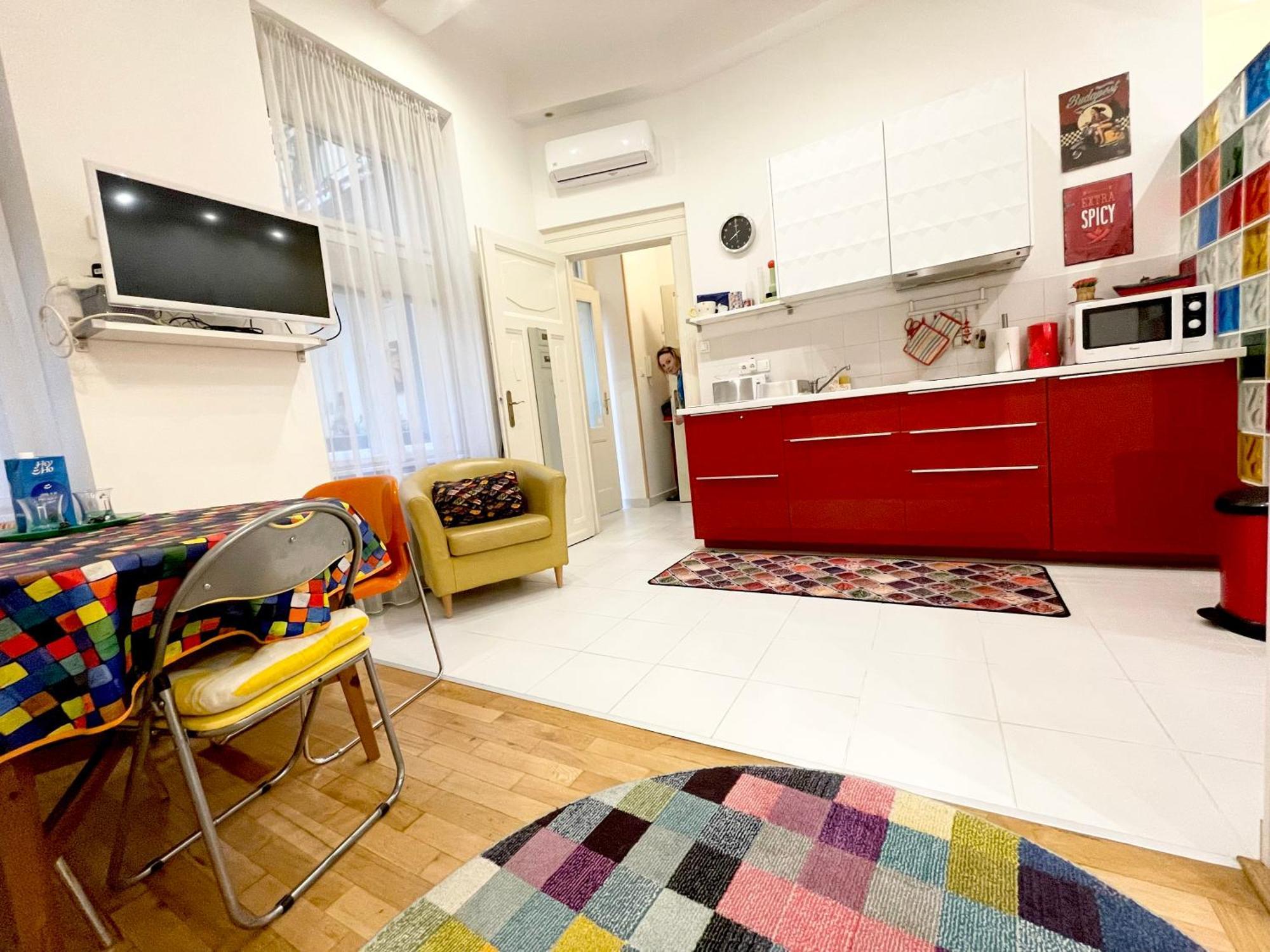 Rainbow Pearl Apartment At St Stephen' S Basilica Budapeszt Zewnętrze zdjęcie