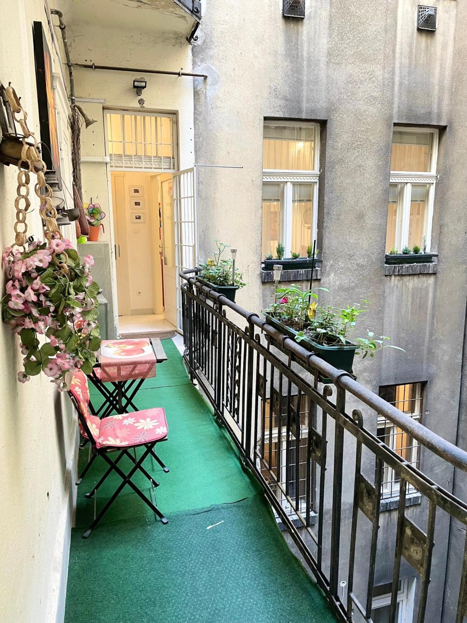 Rainbow Pearl Apartment At St Stephen' S Basilica Budapeszt Zewnętrze zdjęcie