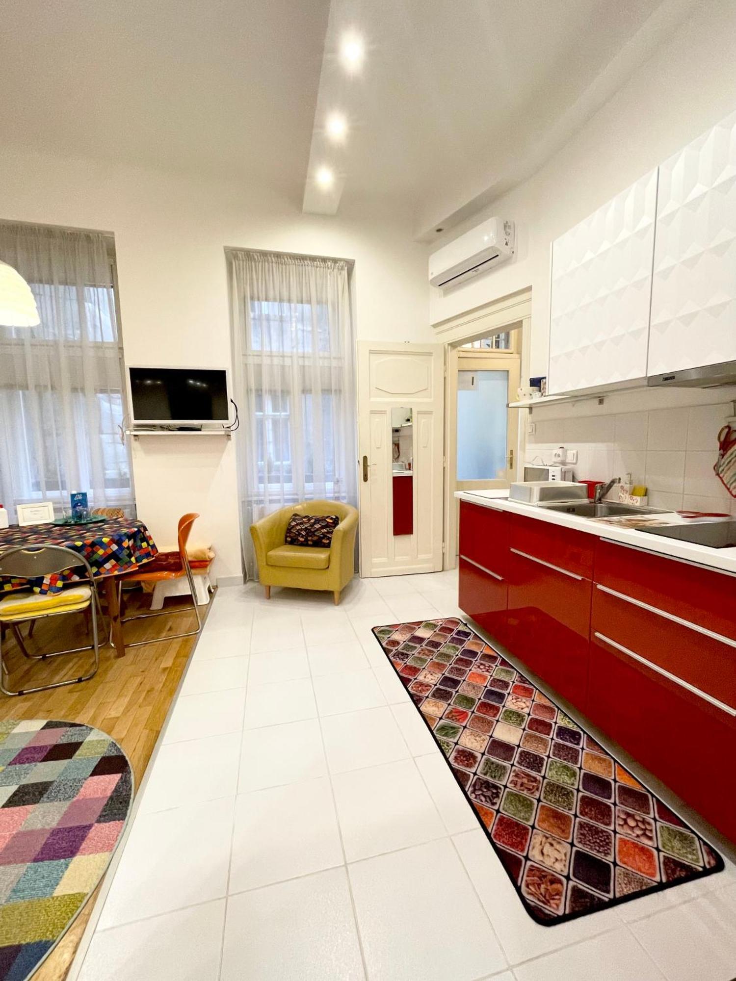 Rainbow Pearl Apartment At St Stephen' S Basilica Budapeszt Zewnętrze zdjęcie