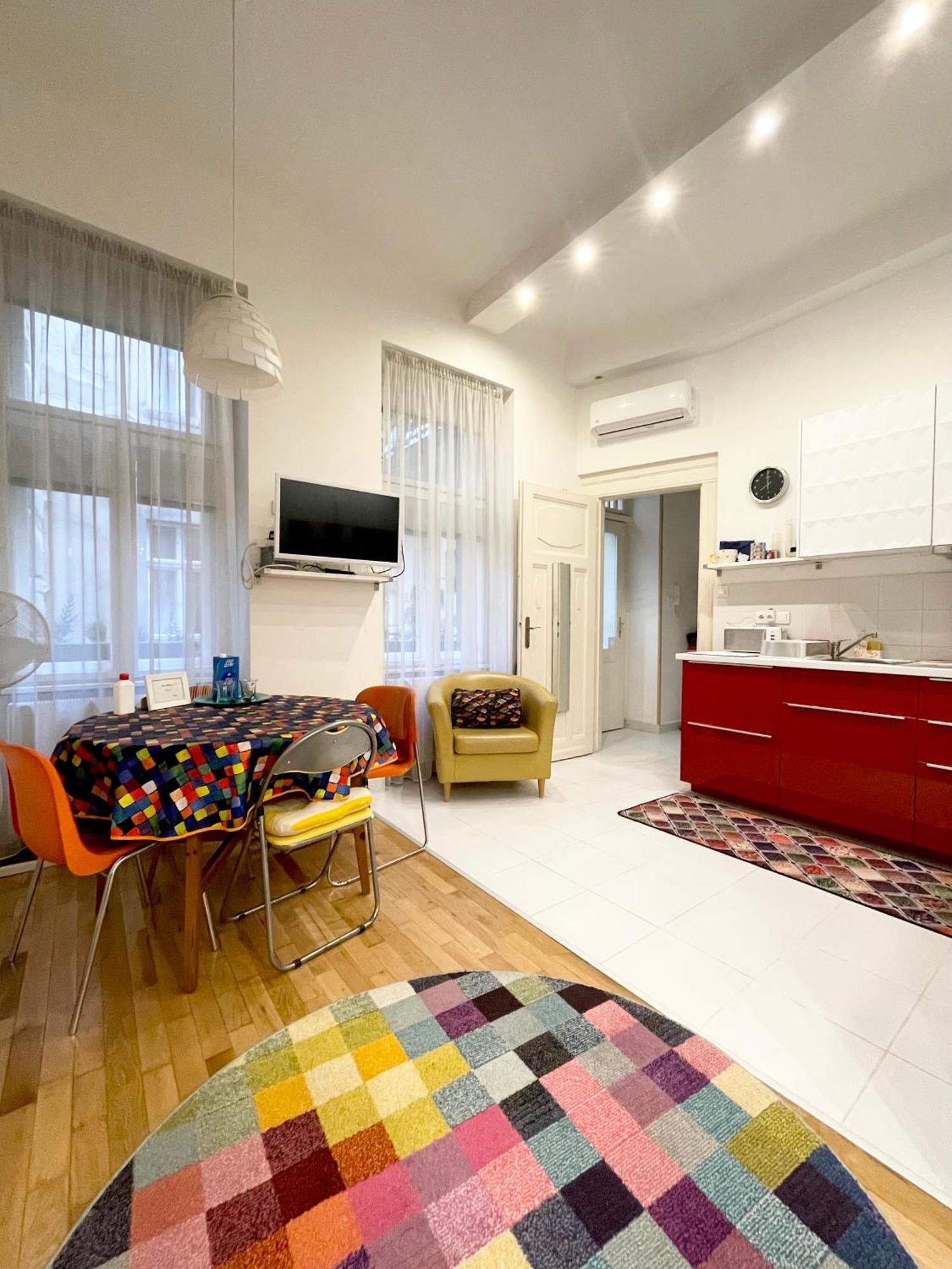 Rainbow Pearl Apartment At St Stephen' S Basilica Budapeszt Zewnętrze zdjęcie