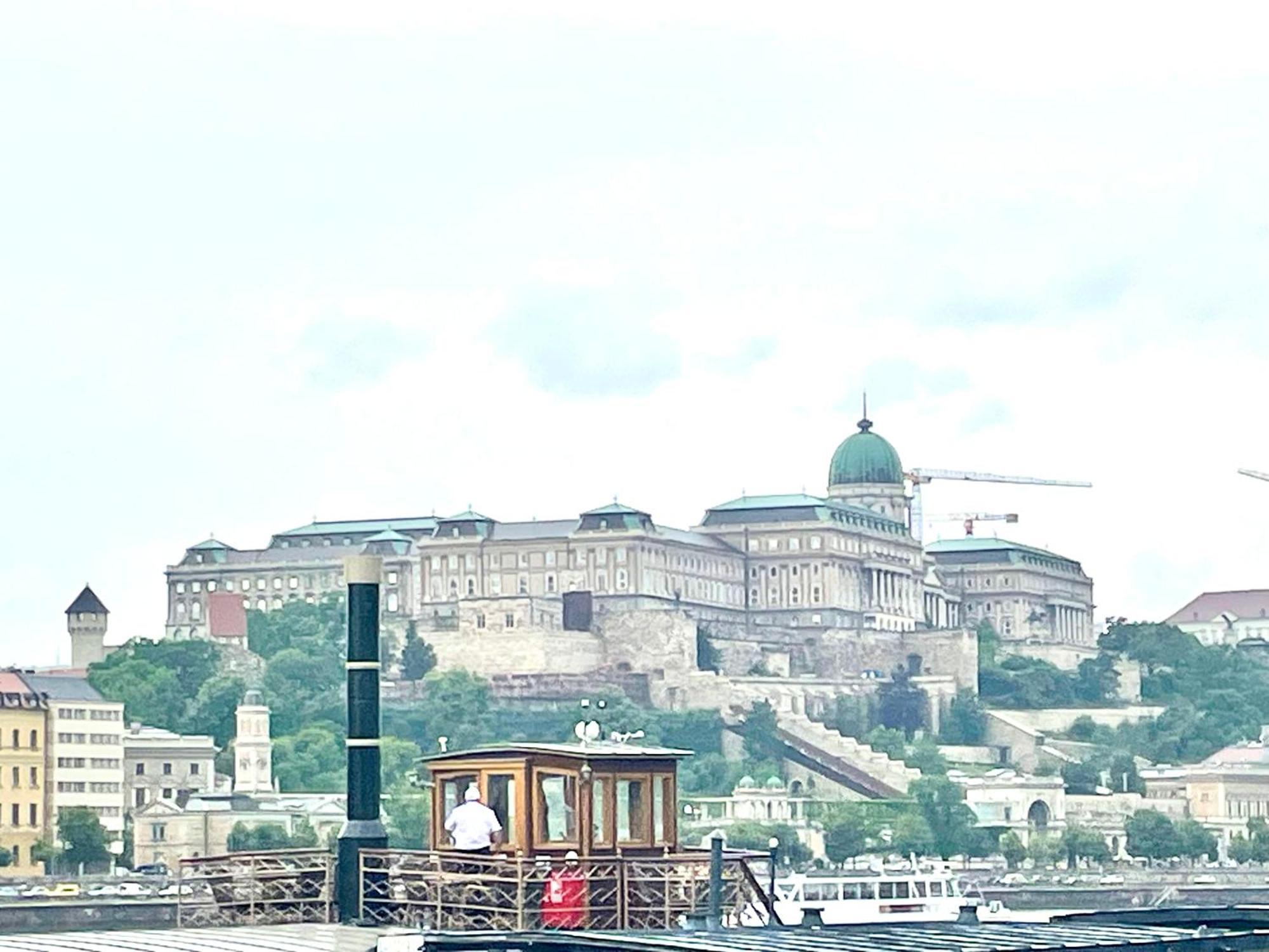 Rainbow Pearl Apartment At St Stephen' S Basilica Budapeszt Zewnętrze zdjęcie